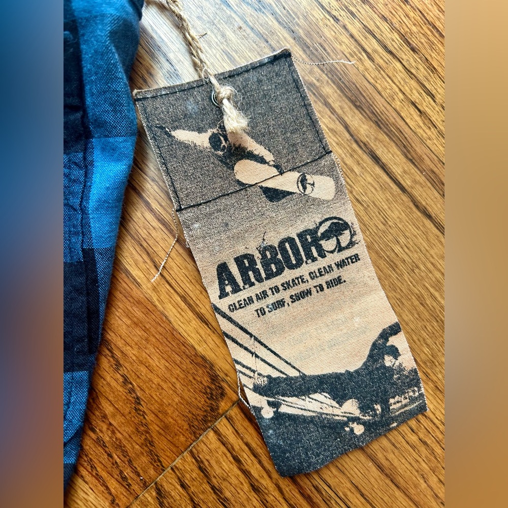 Arbor Button Down Tank Top - Picture 4 of 9